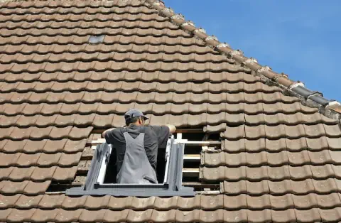 Pose de velux - Courtonne-la-Meurdrac